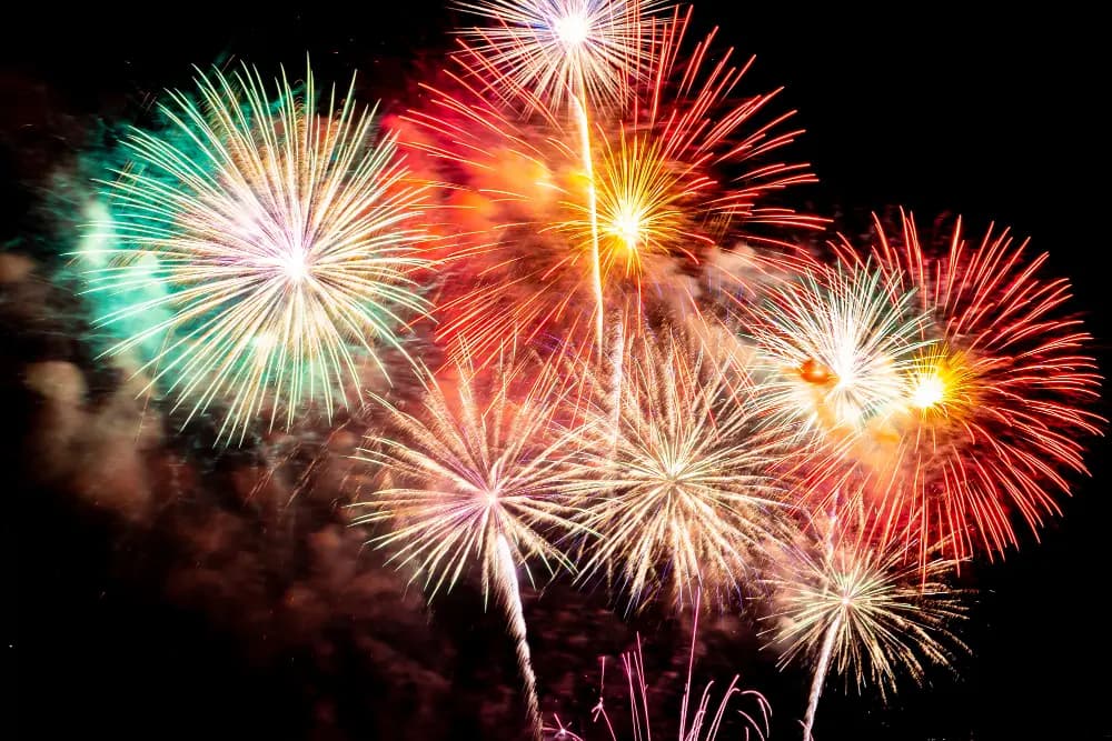Feu d'artifice du 15 juillet à Saint-Vaast-de-Longmont