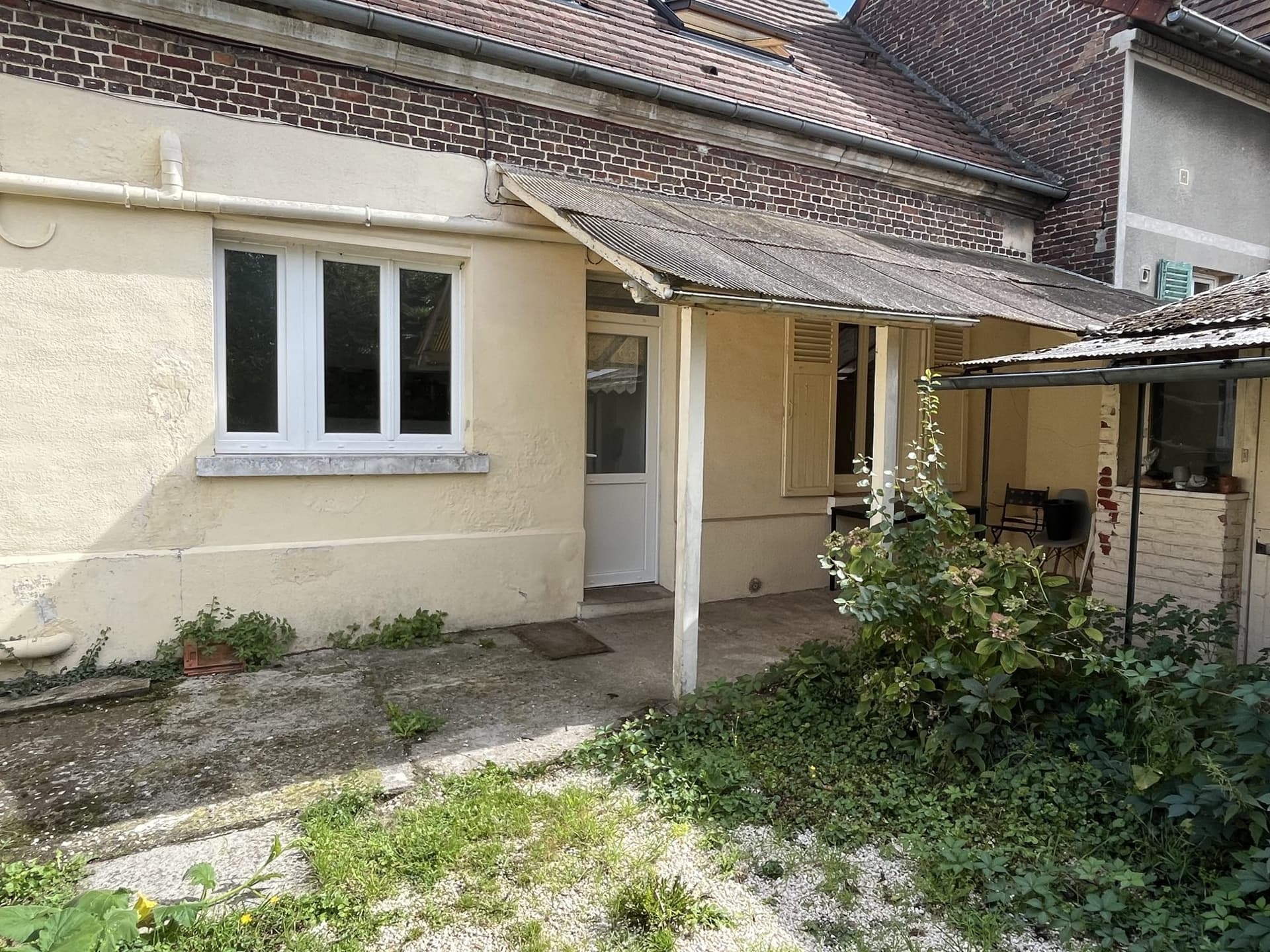 Appartement avec terrasse et jardinet