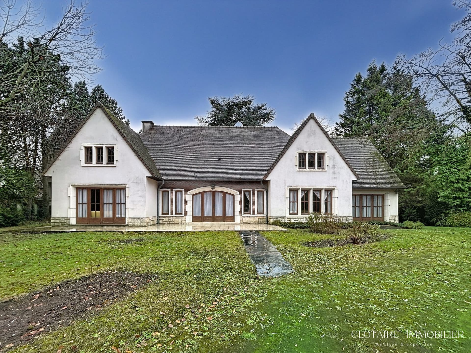 Maison ancienne à vendre, 13 pièces - Compiègne 60200