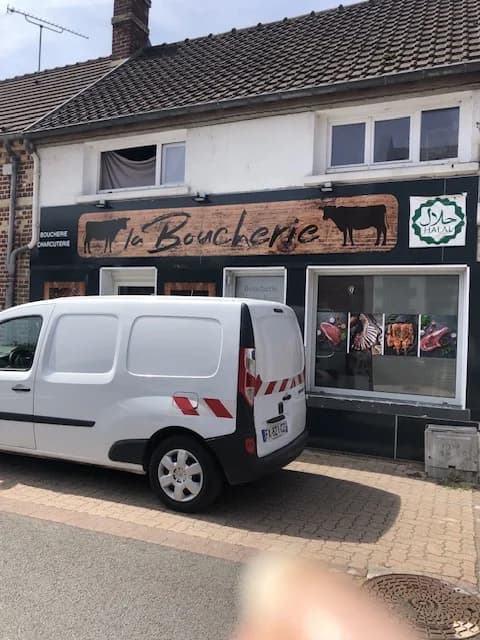 Local commercial et appartement f1