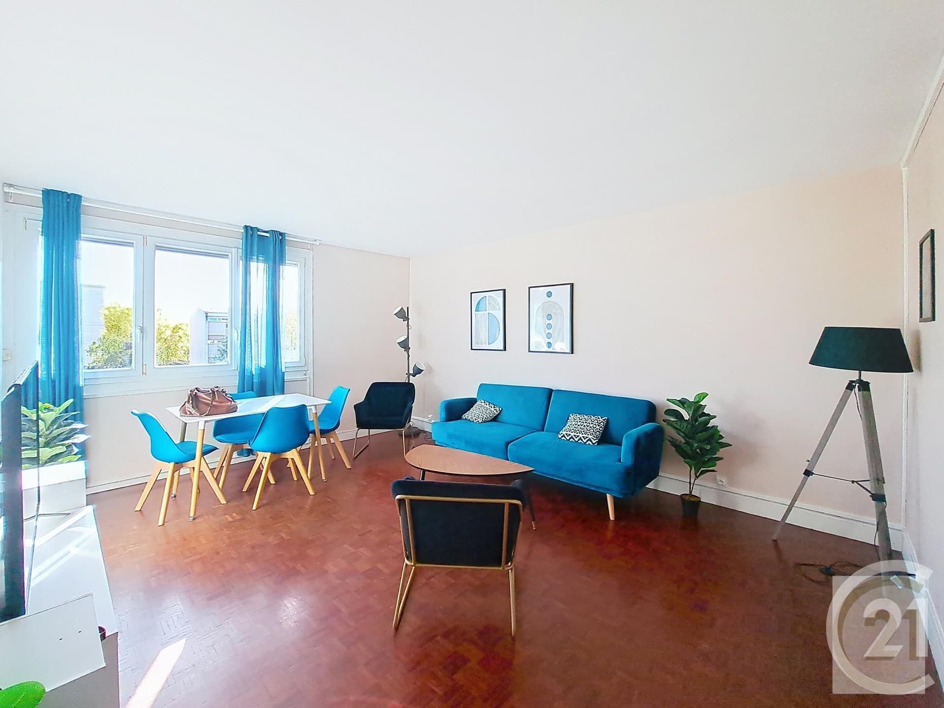 Appartement F4 à louer - 4 pièces - 84.0 m2 - COMPIEGNE