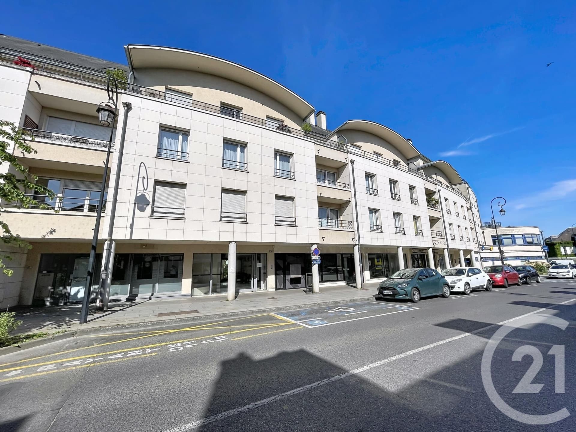 Appartement à vendre - 2 pièces - 39.25 m2 - COMPIEGNE