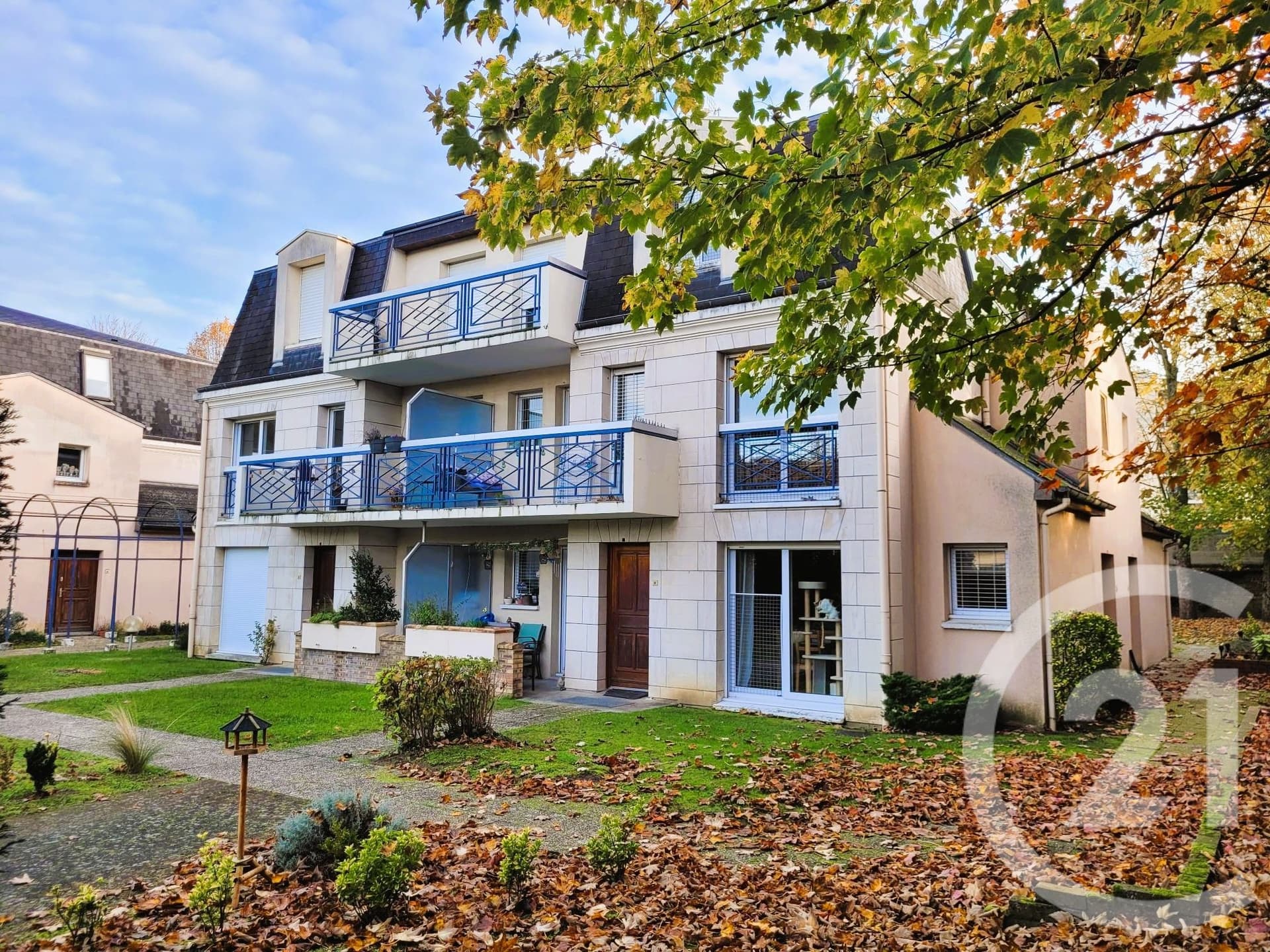 Appartement Duplex à vendre - 4 pièces - 95.09 m2 - COMPIEGNE