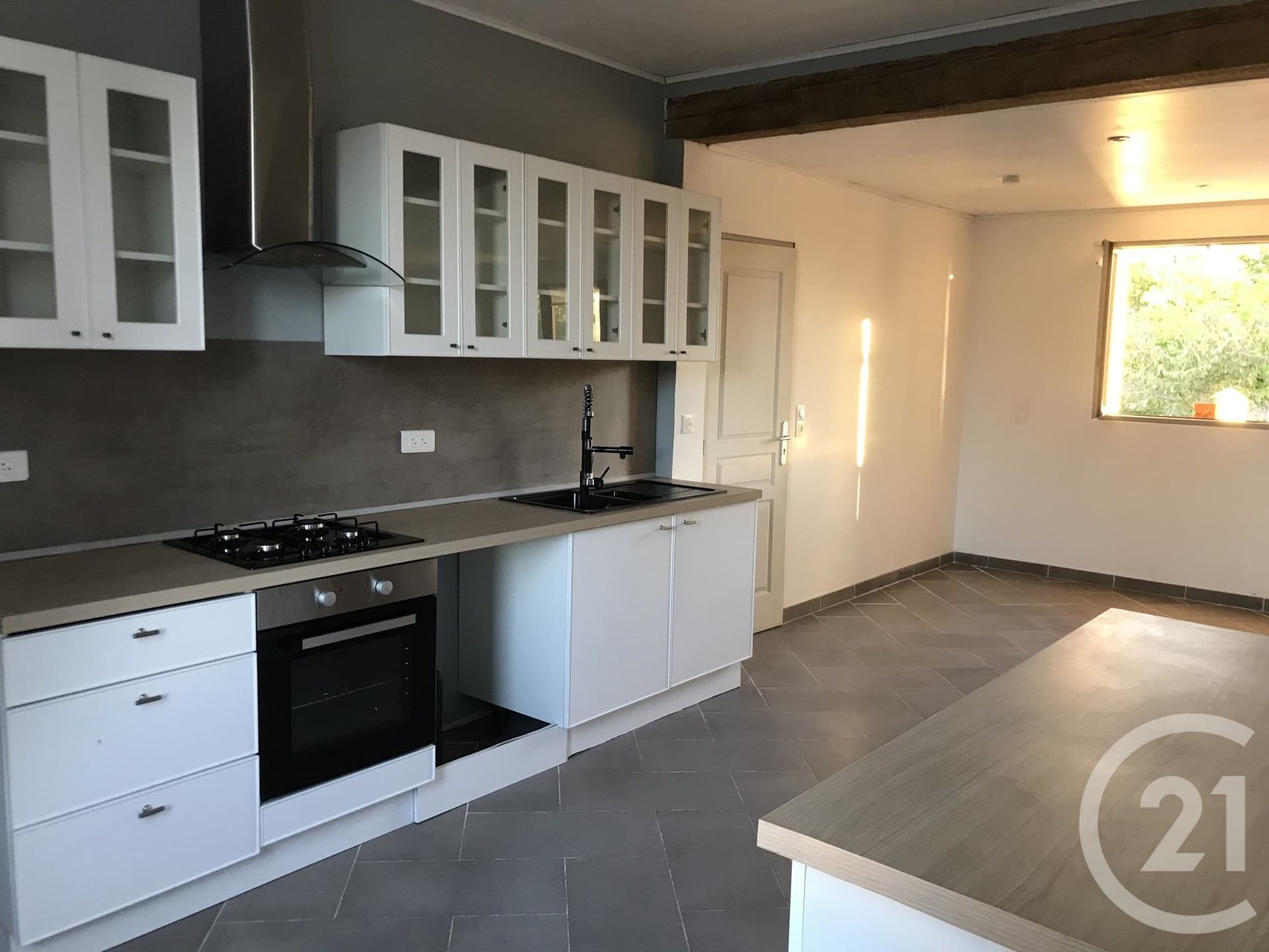 maison à louer - 3 pièces - 78.94 m2 - THOUROTTE