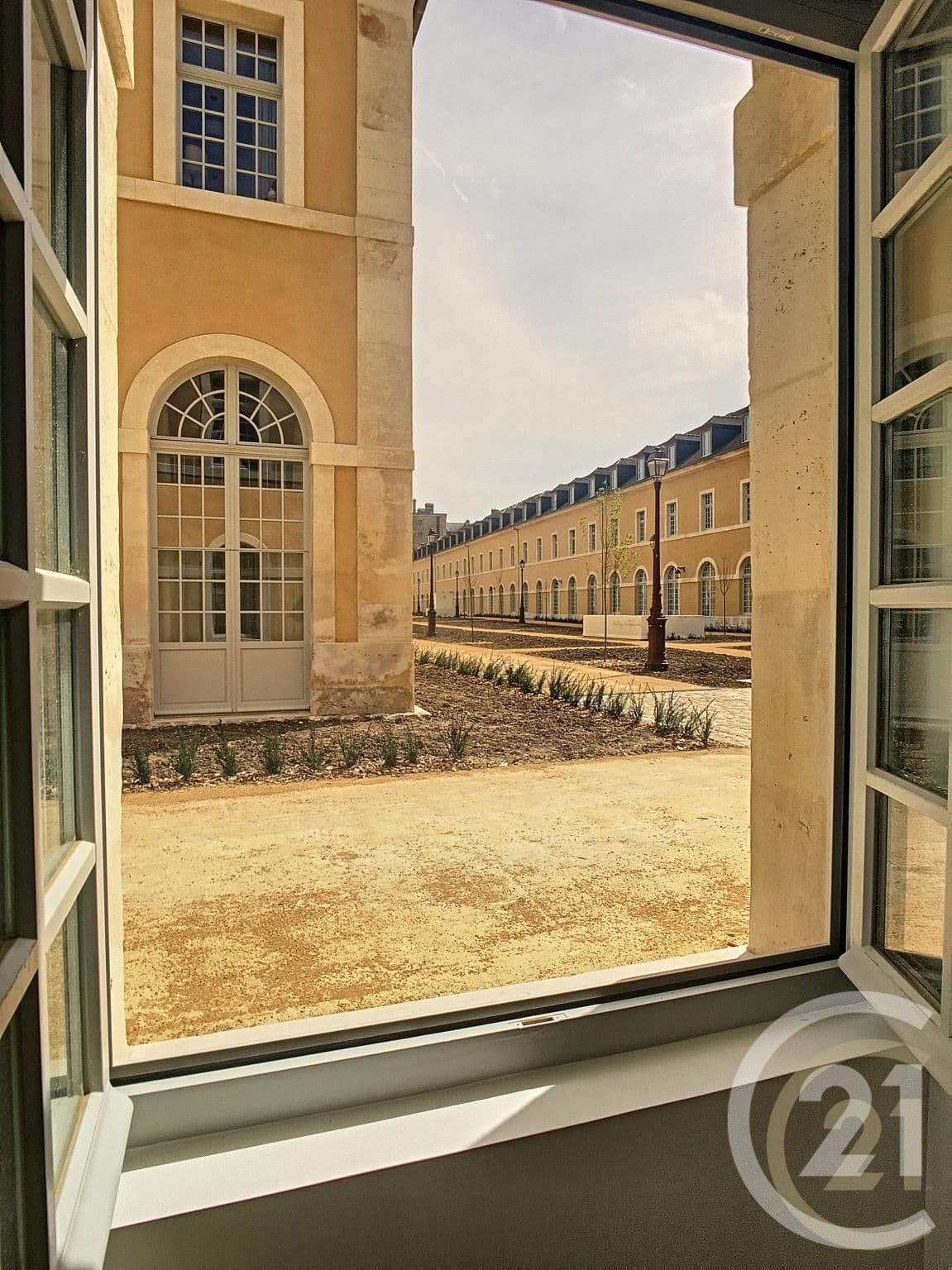Appartement F2 à louer - 2 pièces - 52.05 m2 - COMPIEGNE