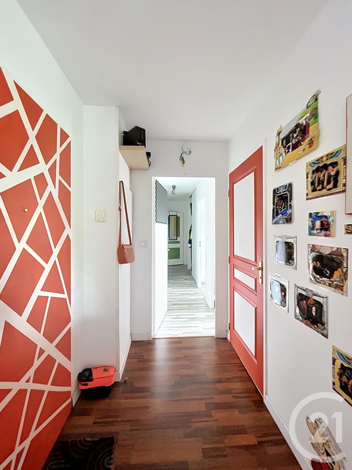 Appartement F4 à vendre - 4 pièces - 78.42 m2 - MARGNY LES COMPIEGNE
