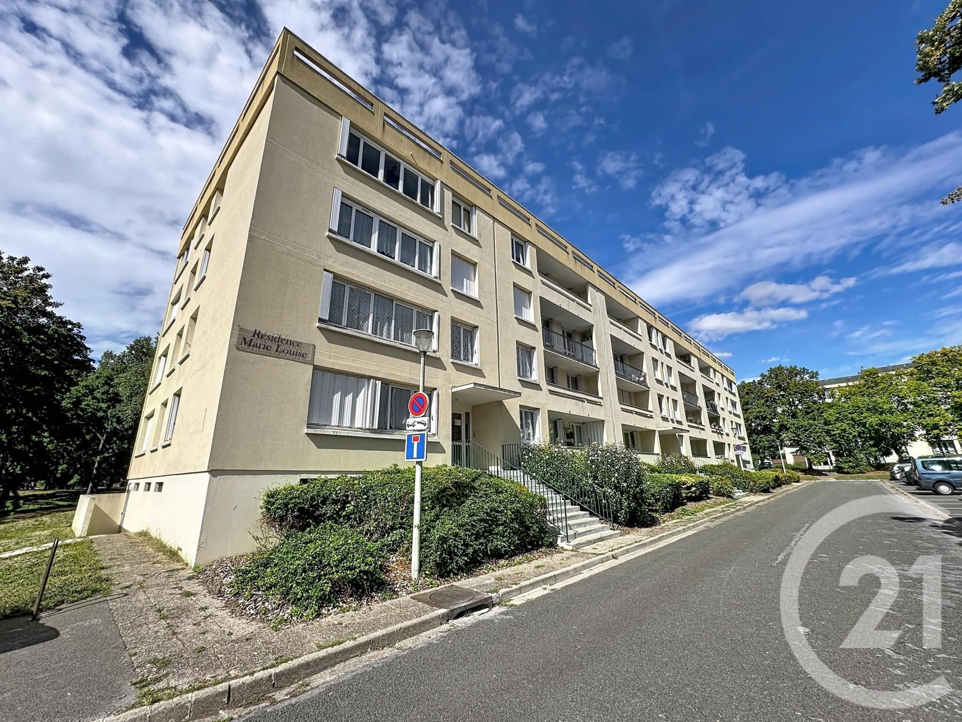 Appartement F5 à vendre - 5 pièces - 91.5 m2 - COMPIEGNE