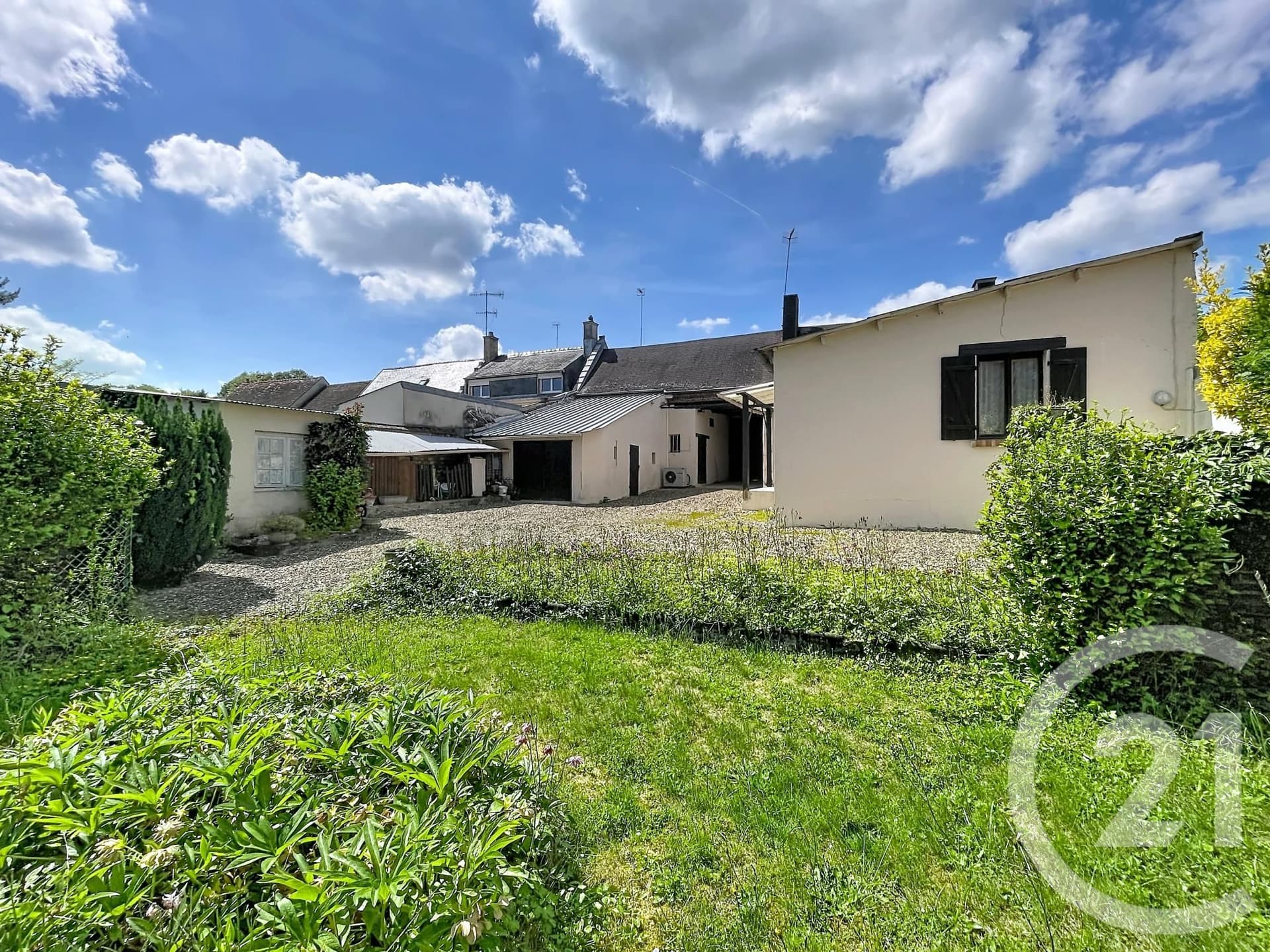 maison à vendre - 5 pièces - 154.0 m2 - JAUX
