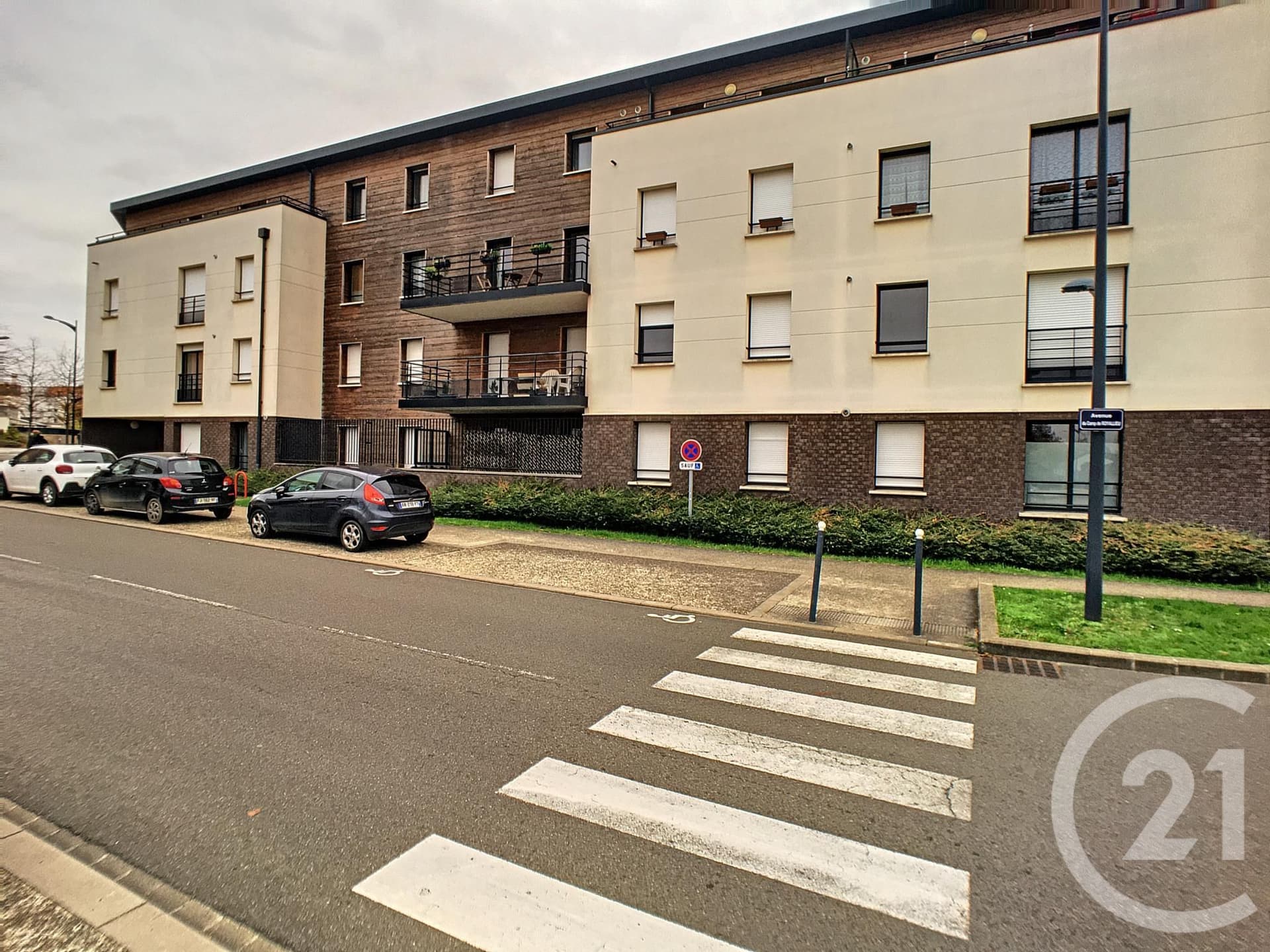 Appartement F3 à louer - 3 pièces - 67.21 m2 - COMPIEGNE