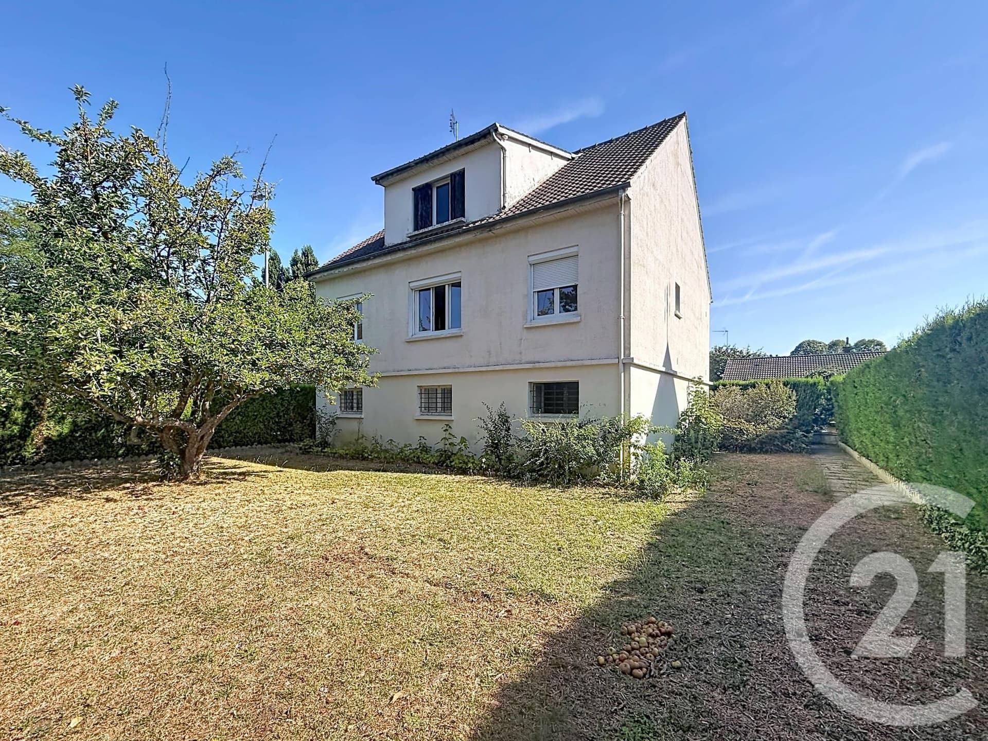 maison à vendre - 5 pièces - 120.0 m2 - COMPIEGNE