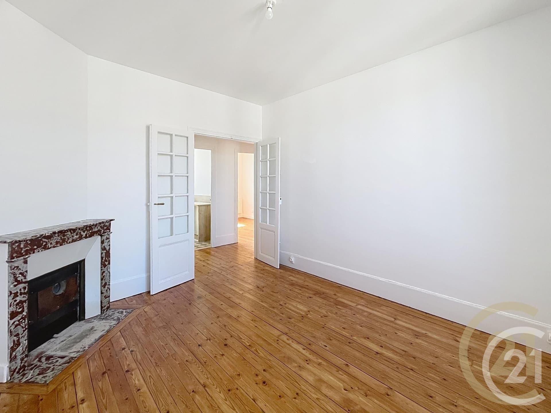 Appartement F3 à louer - 3 pièces - 49.9 m2 - COMPIEGNE