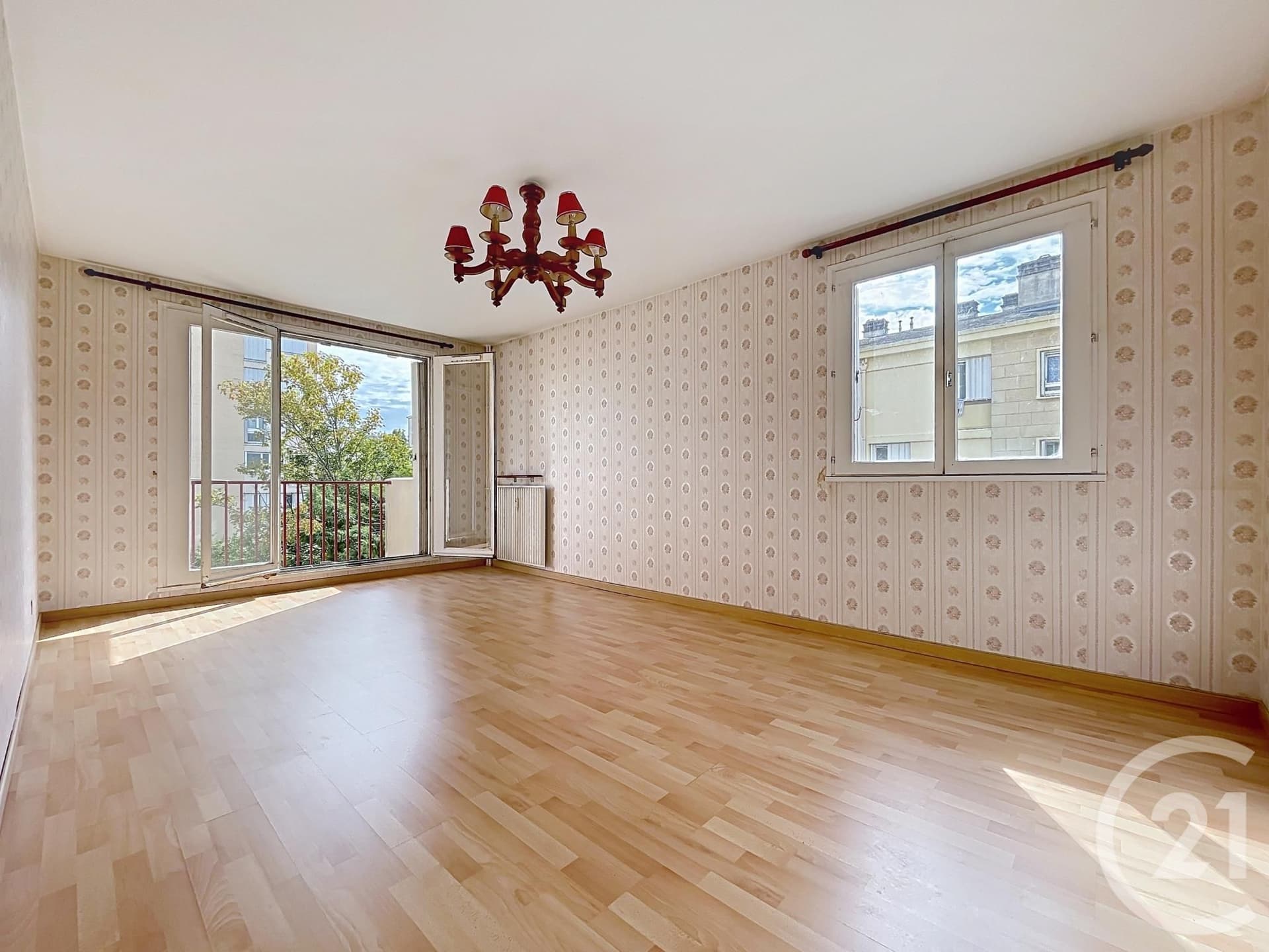 Appartement T2 à vendre - 2 pièces - 48.82 m2 - COMPIEGNE