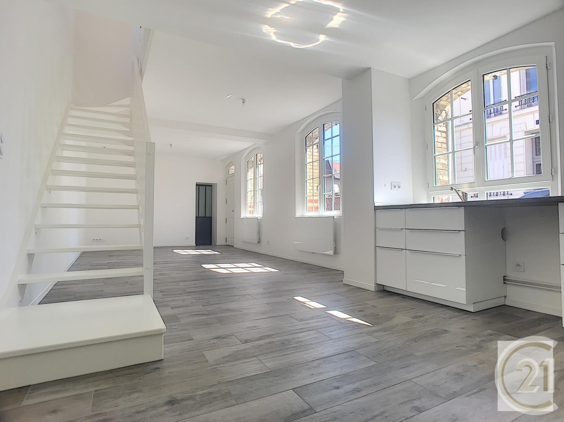 maison à louer - 4 pièces - 74.95 m2 - COMPIEGNE