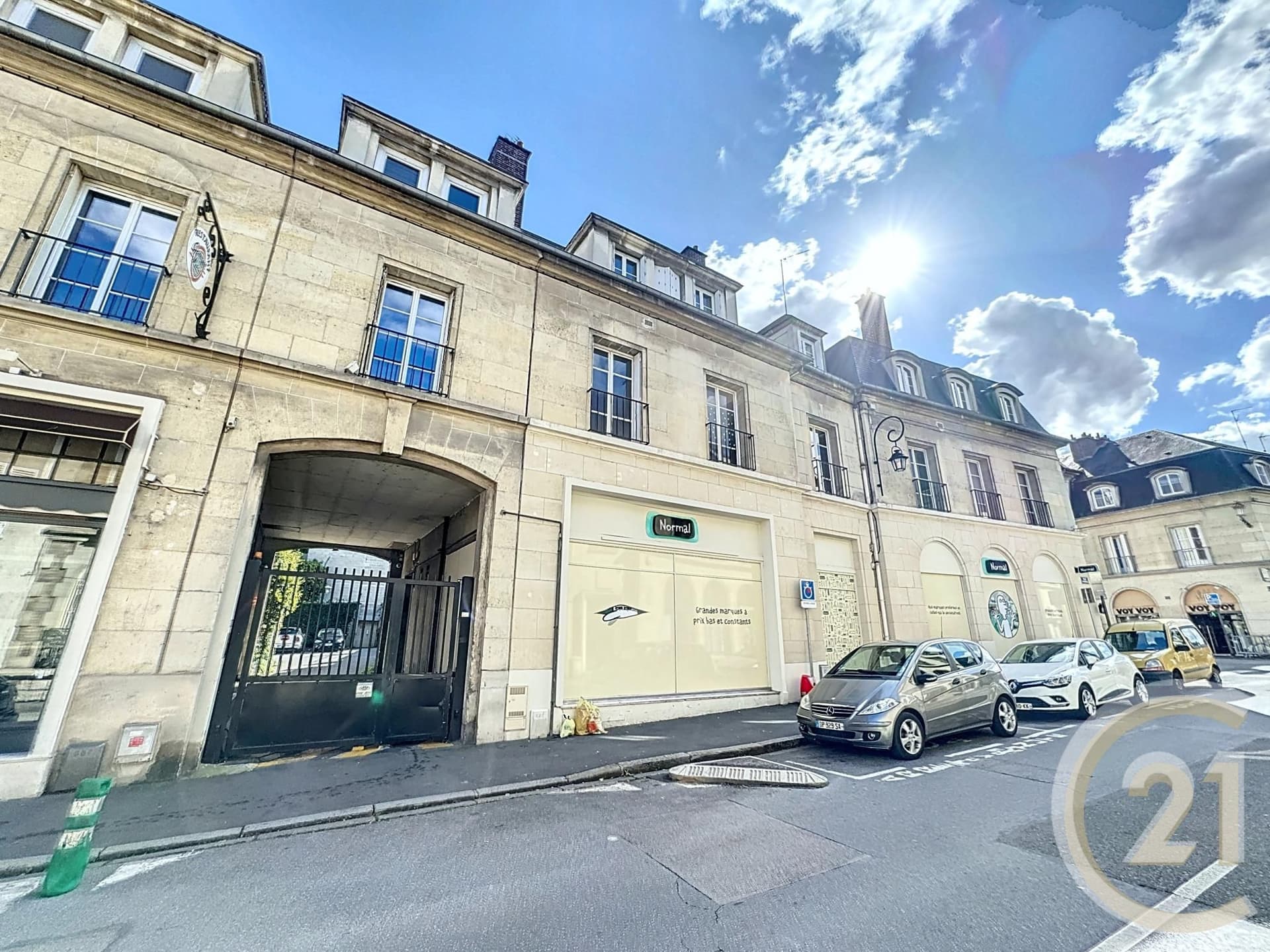 Appartement F3 à vendre - 3 pièces - 74.4 m2 - COMPIEGNE