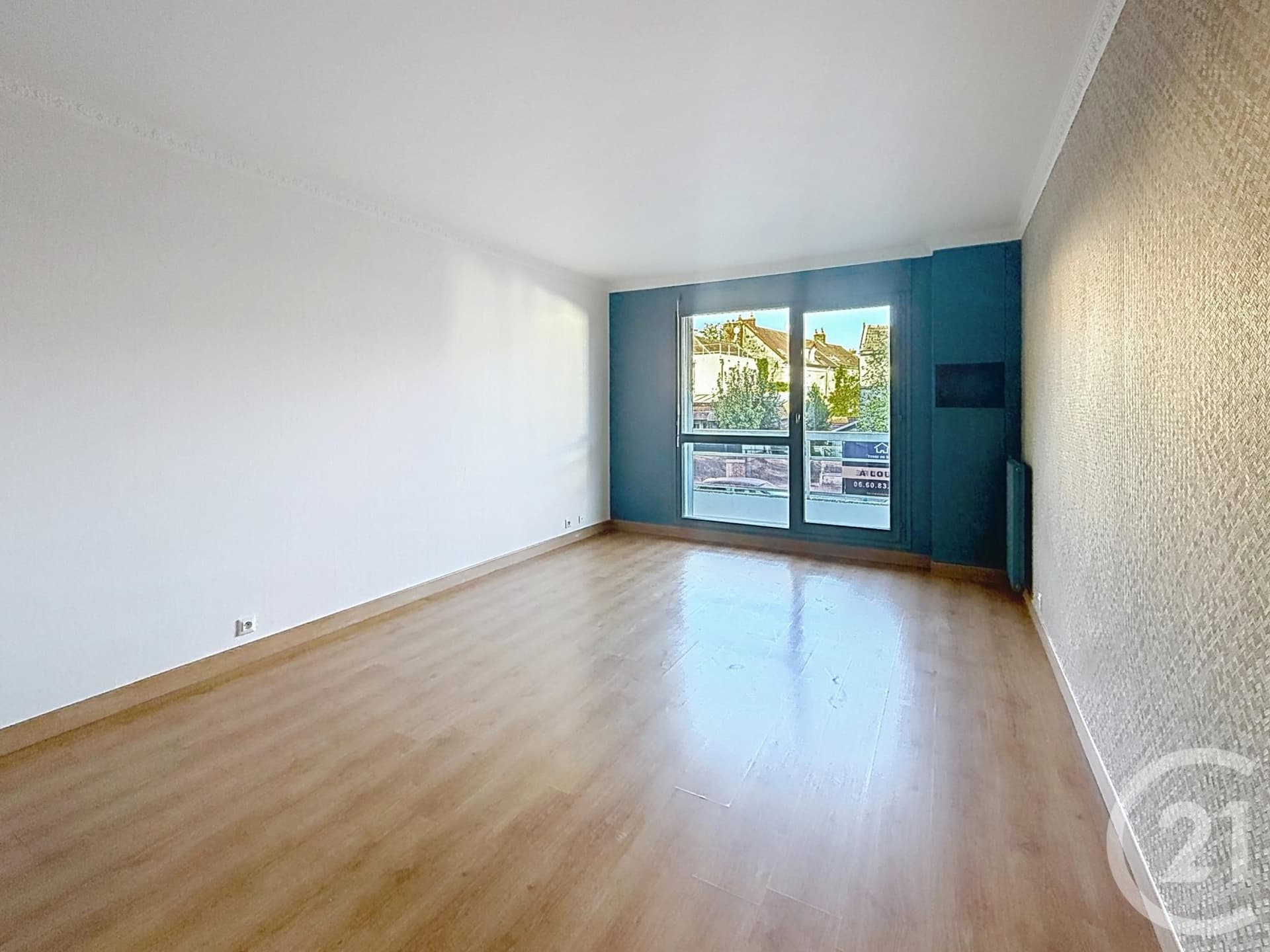 Appartement F4 à vendre - 4 pièces - 94.06 m2 - MARGNY LES COMPIEGNE