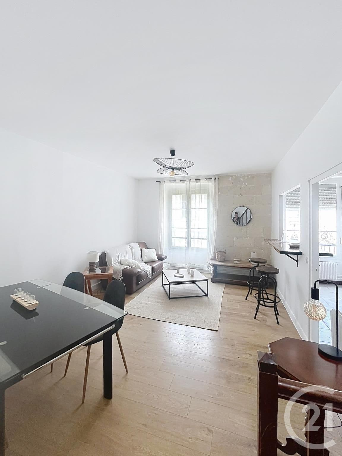 Appartement F3 à louer - 3 pièces - 60.98 m2 - COMPIEGNE