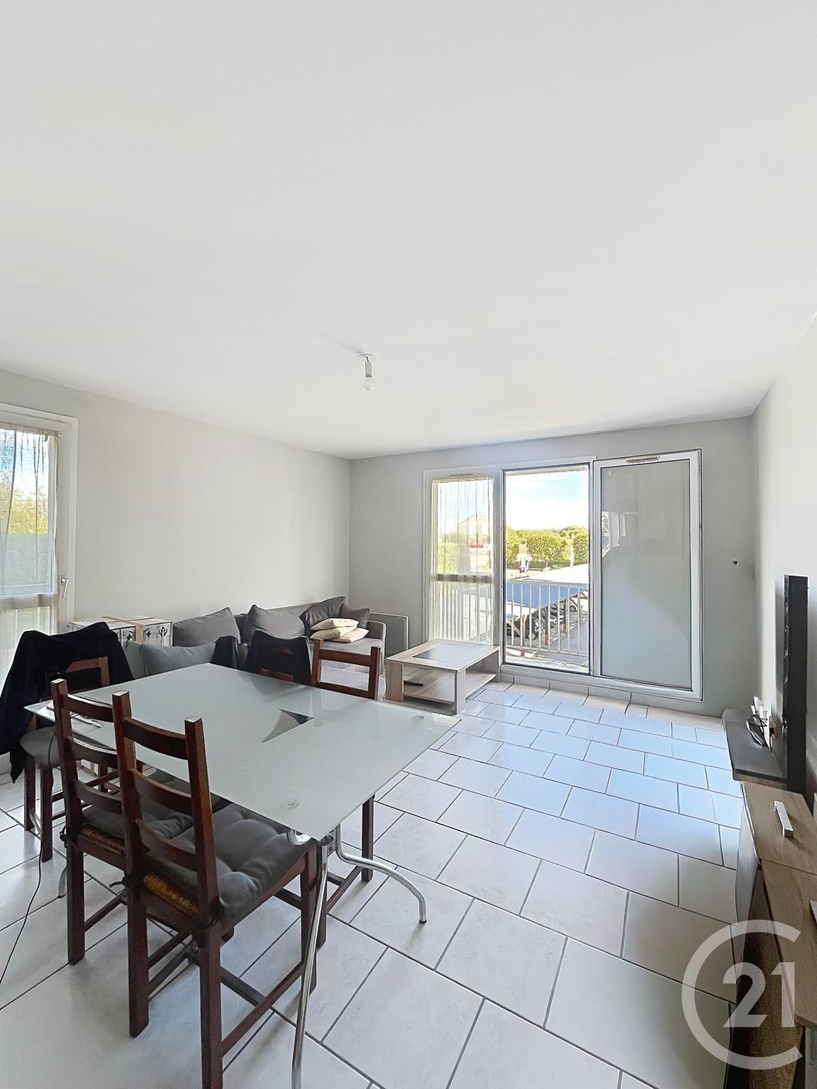 Appartement F3 à louer - 3 pièces - 65.52 m2 - COMPIEGNE