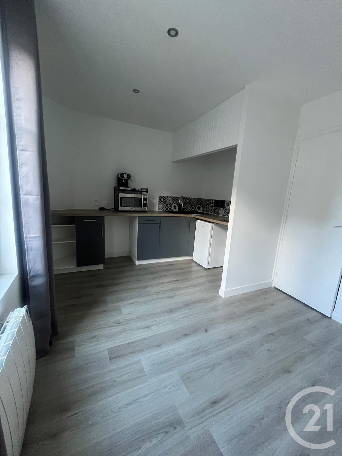 Appartement F1 à louer - 1 pièce - 13.22 m2 - COMPIEGNE