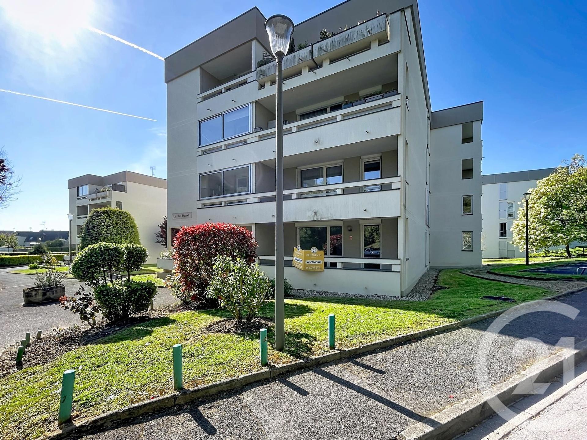 Appartement F3 à louer - 3 pièces - 71.11 m2 - MARGNY LES COMPIEGNE