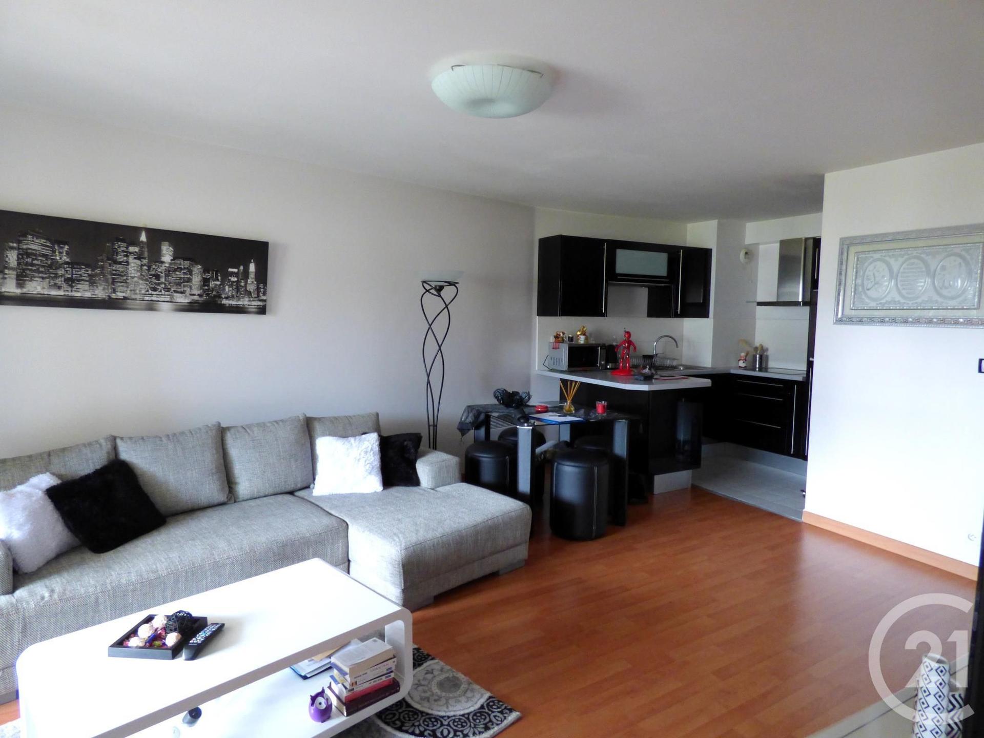 Appartement F2 à louer - 2 pièces - 44.21 m2 - MARGNY LES COMPIEGNE